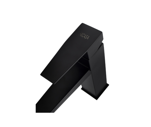 Griferia Monocontrol Lvm Cuello Recto Negro Baja/D24B